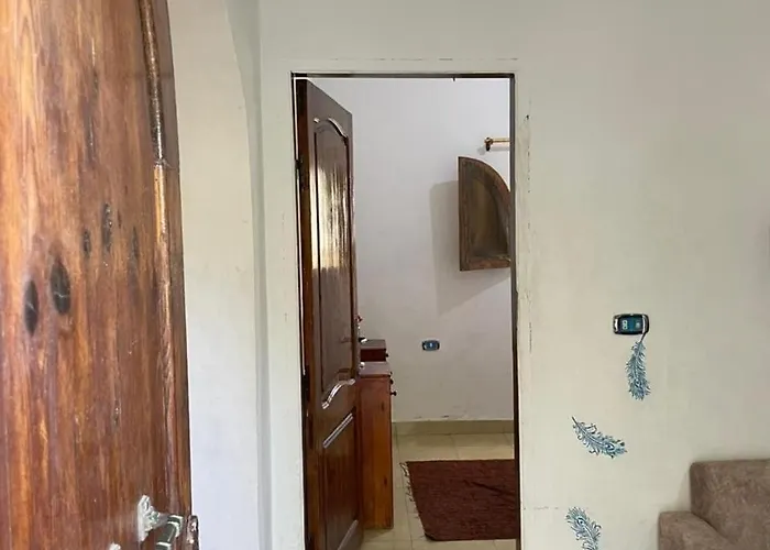 House 3 * دهب